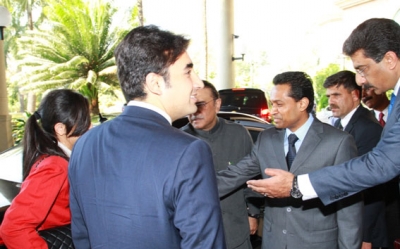 An unforgettable moment - Saman Sarathchandra with President Asif Ali Zardari with his son and daughter